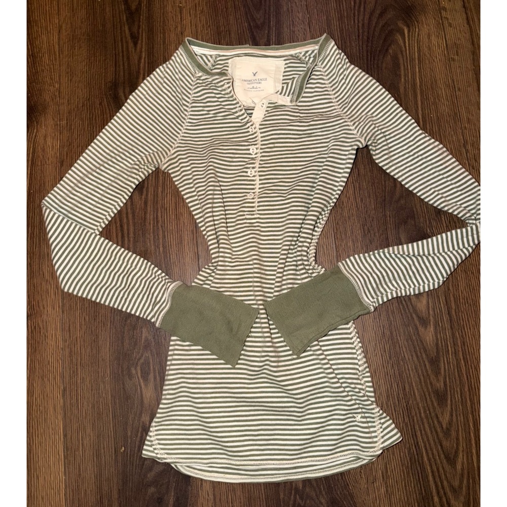 Y2K 2000s American Eagle Stripped Henley Size Small